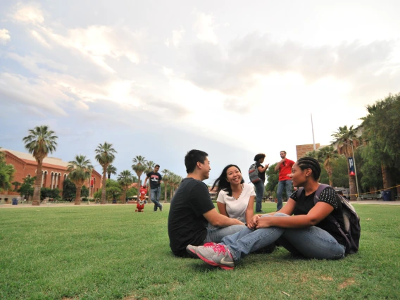 Students staying cool in the summer On The Mall